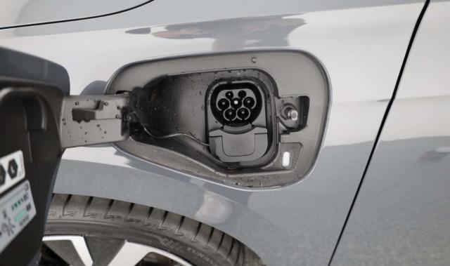 Volkswagen Golf image 7