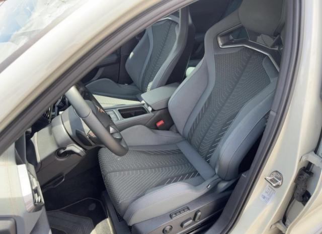 Cupra Leon image 7