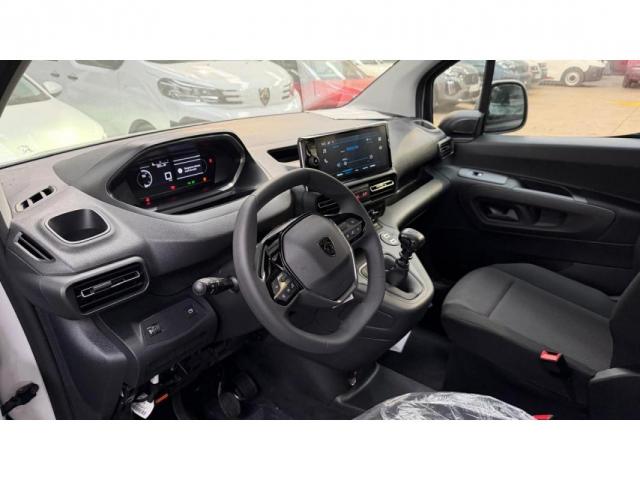 Peugeot Rifter image 3