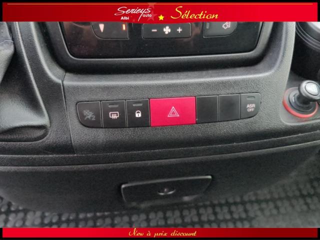 Peugeot Boxer image 2