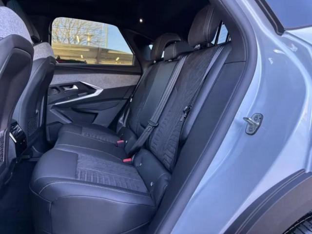 Peugeot 3008 image 6