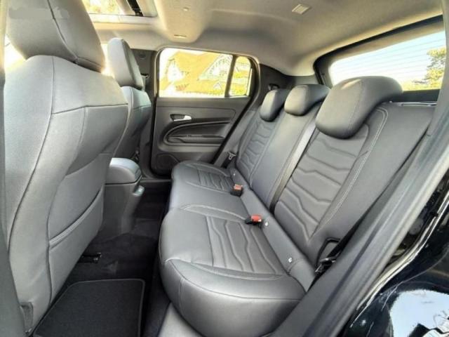 Jeep Avenger image 7