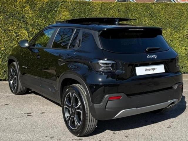 Jeep Avenger image 1