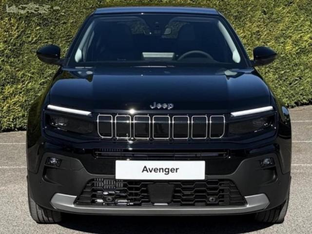 Jeep Avenger image 6