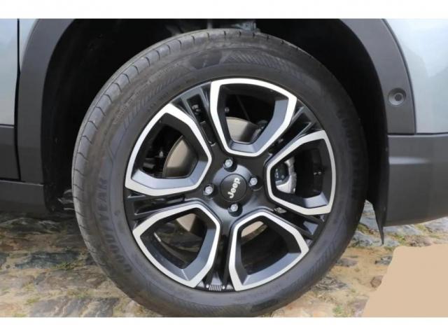 Jeep Avenger image 4
