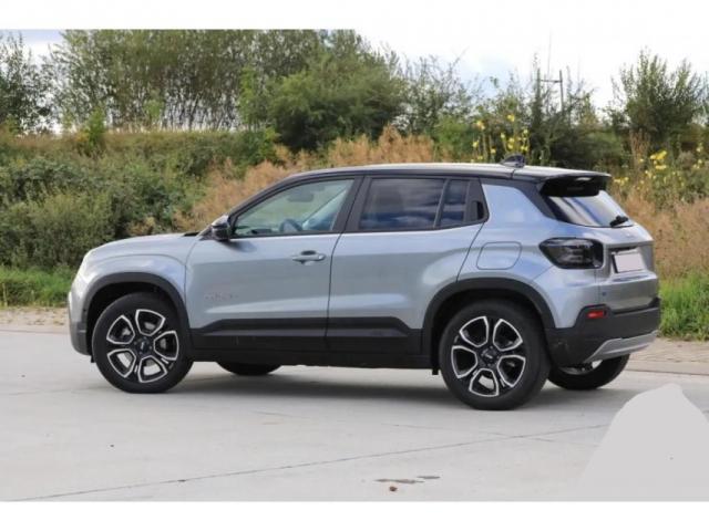 Jeep Avenger image 1