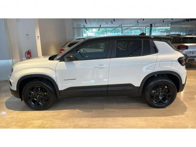 Jeep Avenger image 1