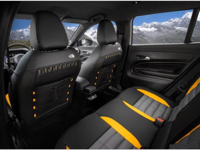 Jeep Avenger image 2