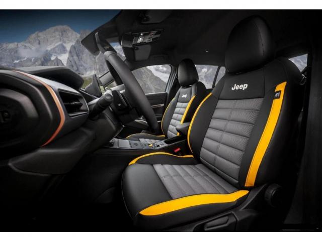 Jeep Avenger image 7