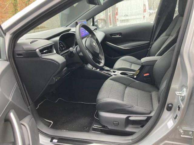 Toyota Corolla image 9