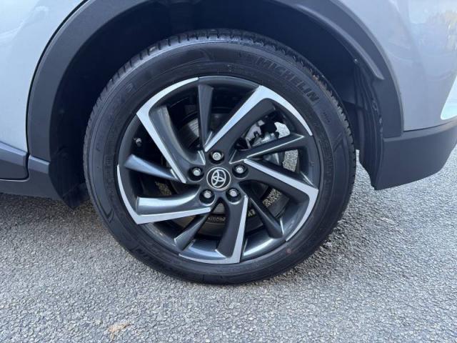 Toyota C-Hr image 5