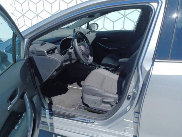 Toyota Corolla image 5