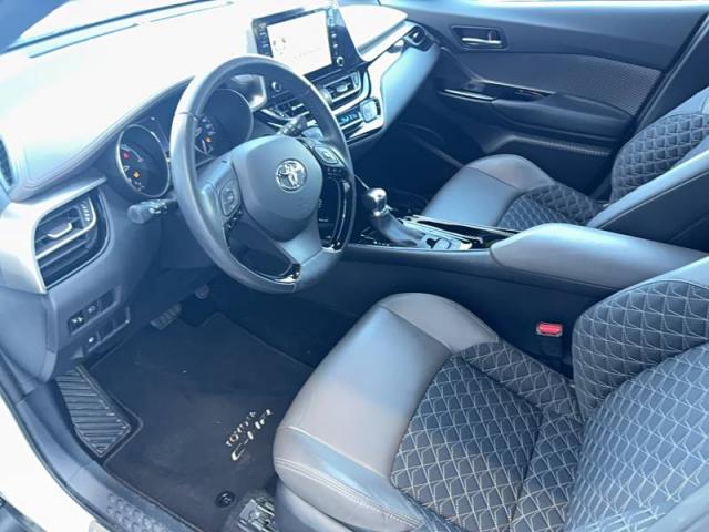 Toyota C-Hr image 1