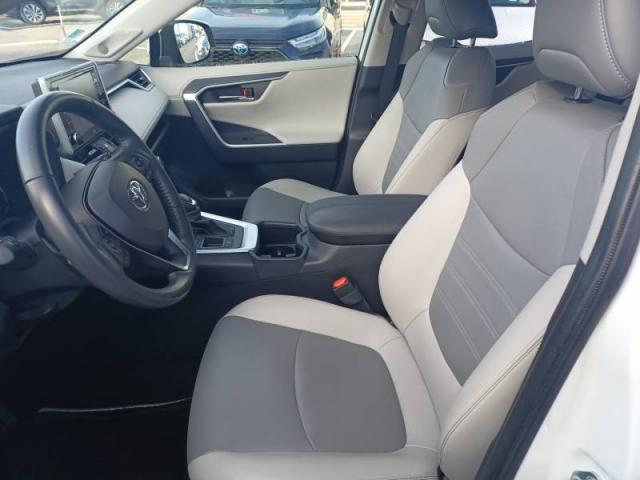 Toyota Rav4 image 6