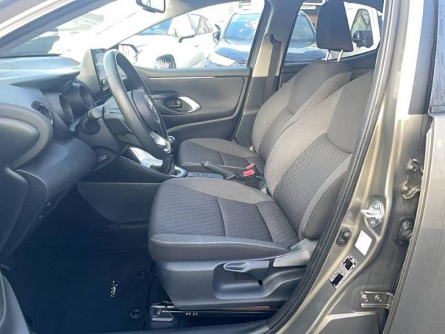 Toyota Yaris image 2