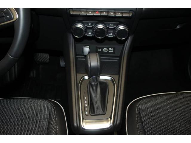 Renault Captur image 9