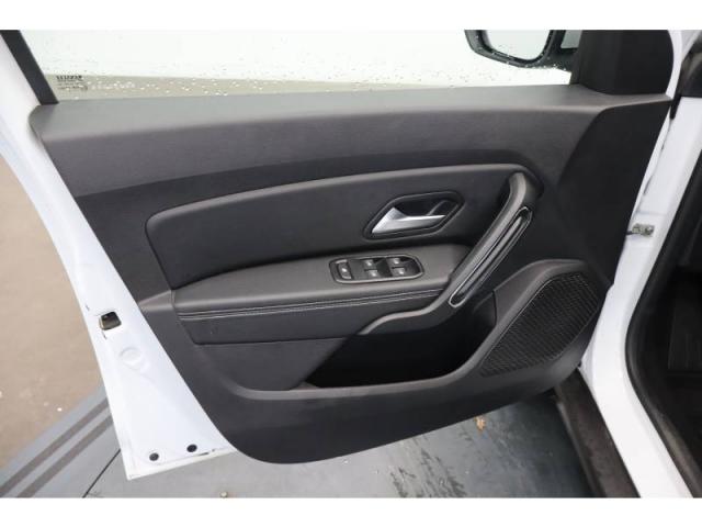 Dacia Duster image 1