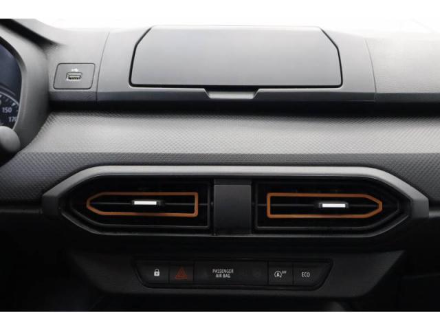 Dacia Sandero image 1