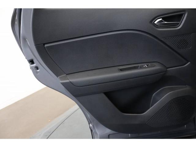 Renault Captur image 3