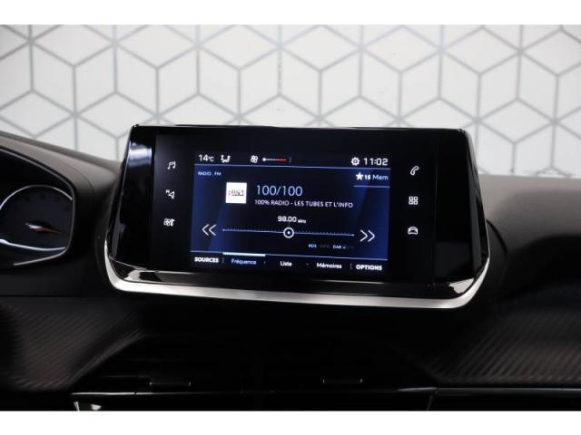 Peugeot 208 image 2