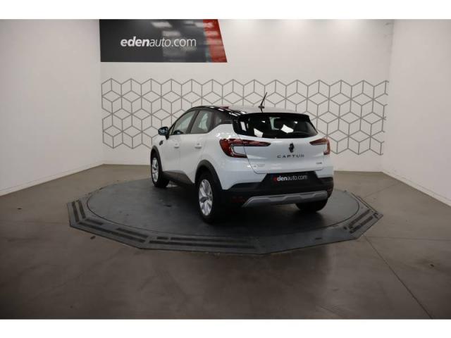 Renault Captur image 2