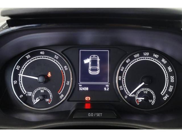 Skoda Fabia image 8