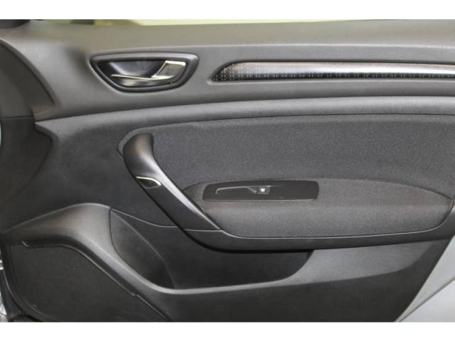 Renault Mégane image 2