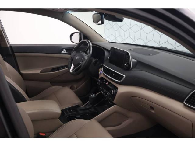 Hyundai Tucson image 8
