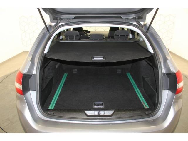 Peugeot 308 image 9