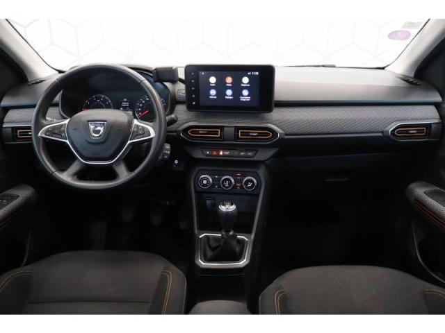 Dacia Sandero image 2
