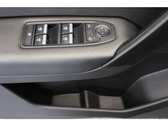 Renault Captur image 8