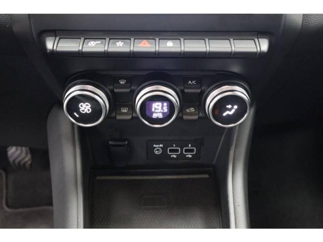 Renault Captur image 9