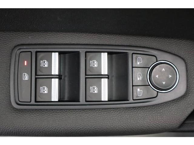 Renault Captur image 3