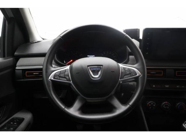 Dacia Sandero image 2