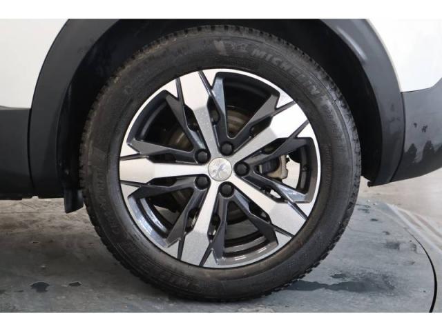 Peugeot 3008 image 1