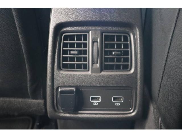 Renault Captur image 9