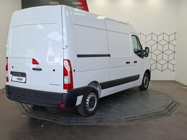 Renault Master image 9