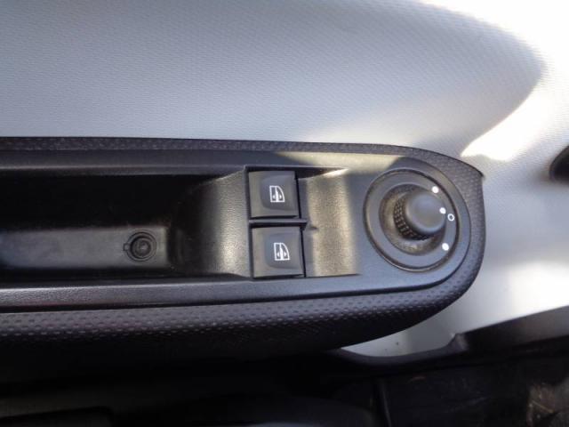 Renault Twingo image 8