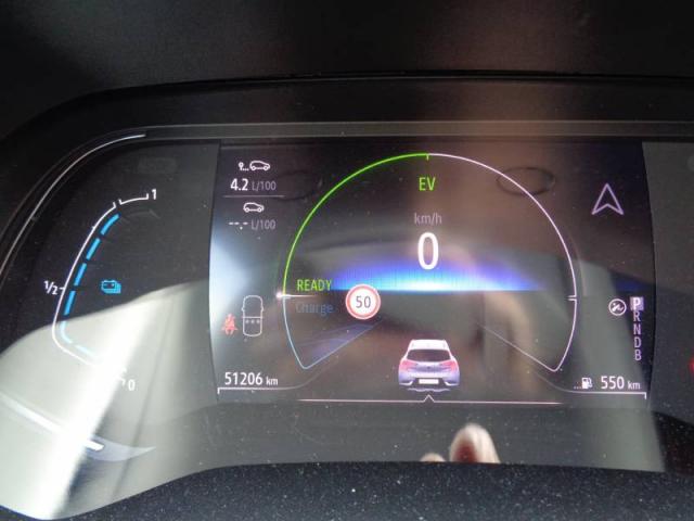 Renault Captur image 2