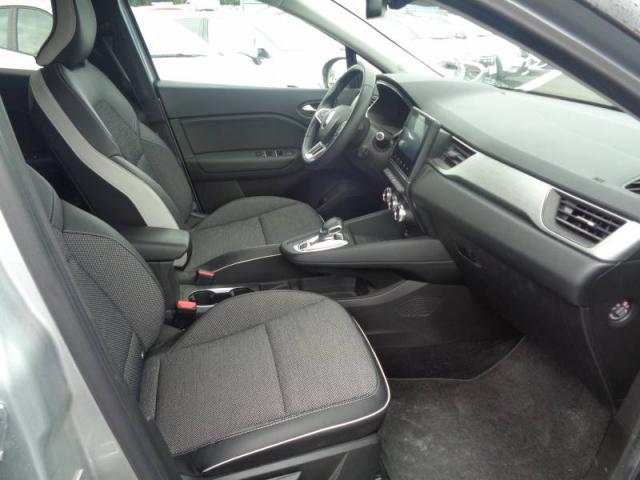 Renault Captur image 9