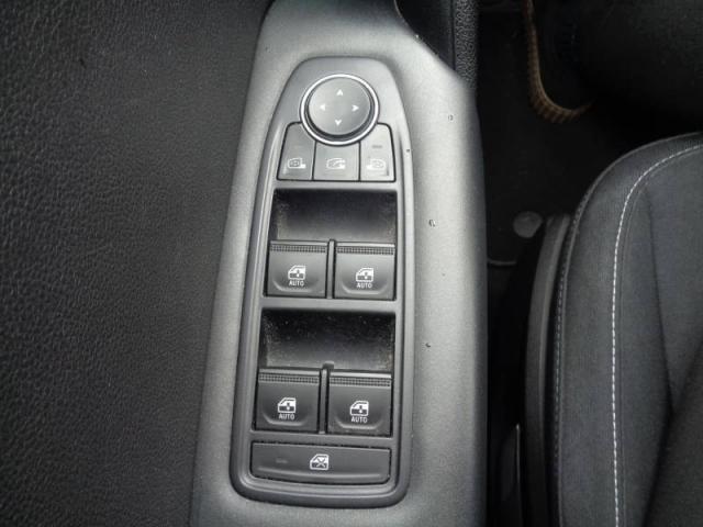 Renault Captur image 2