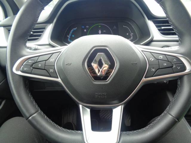 Renault Captur image 1