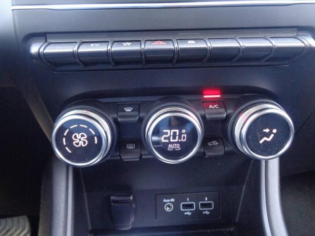 Renault Captur image 6