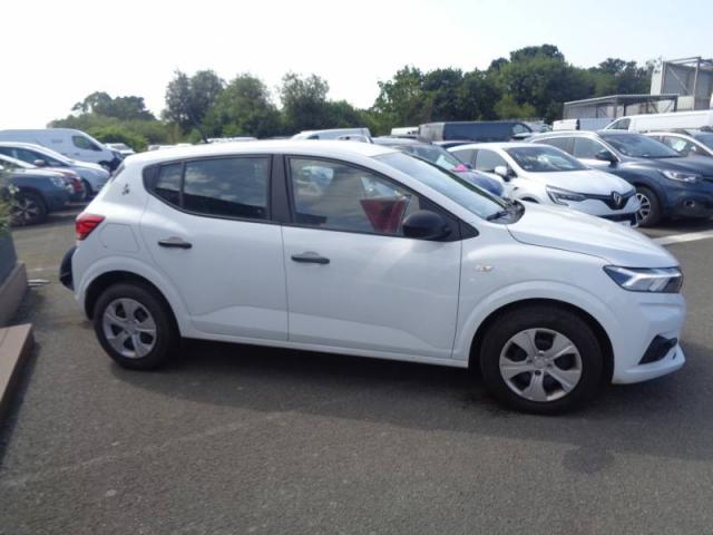 Dacia Sandero image 2