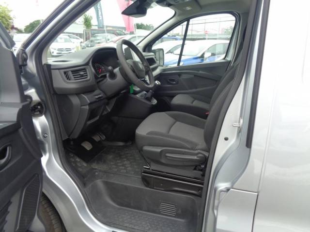 Renault Trafic image 6