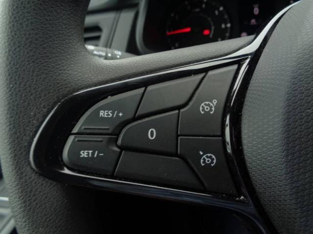 Renault Trafic image 9