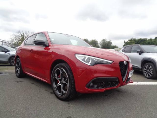 Alfa Romeo Stelvio image 2