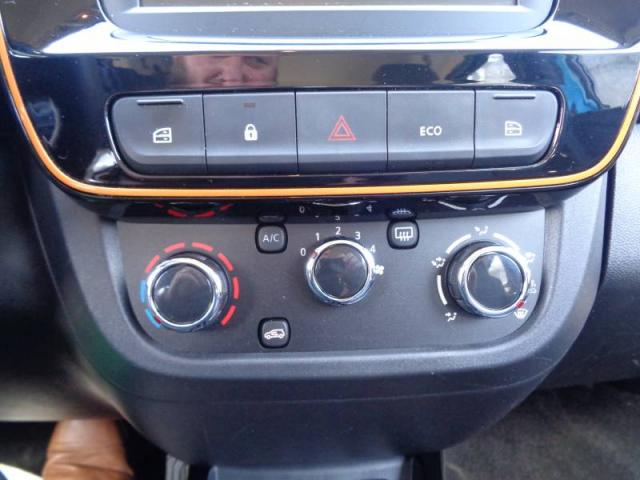 Dacia Spring image 6