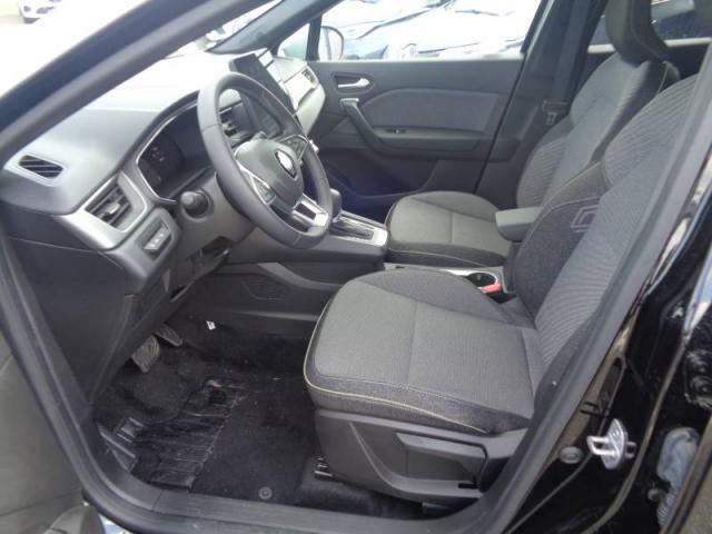 Renault Captur image 9