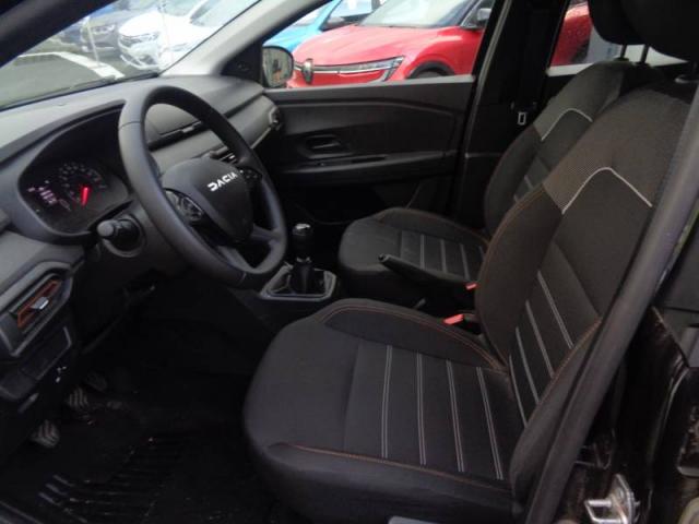 Dacia Sandero image 1